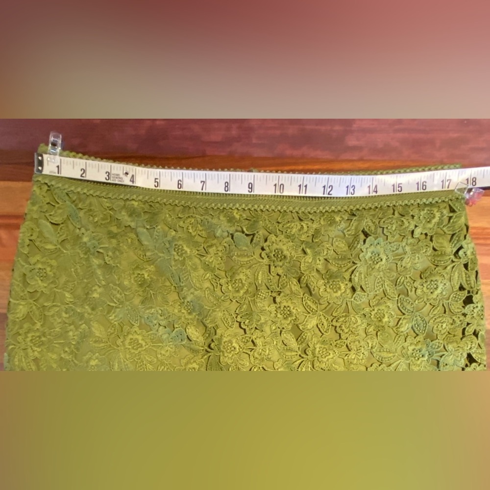 Ann Taylor Green Floral Lace Pencil Skirt - Picture 6 of 8